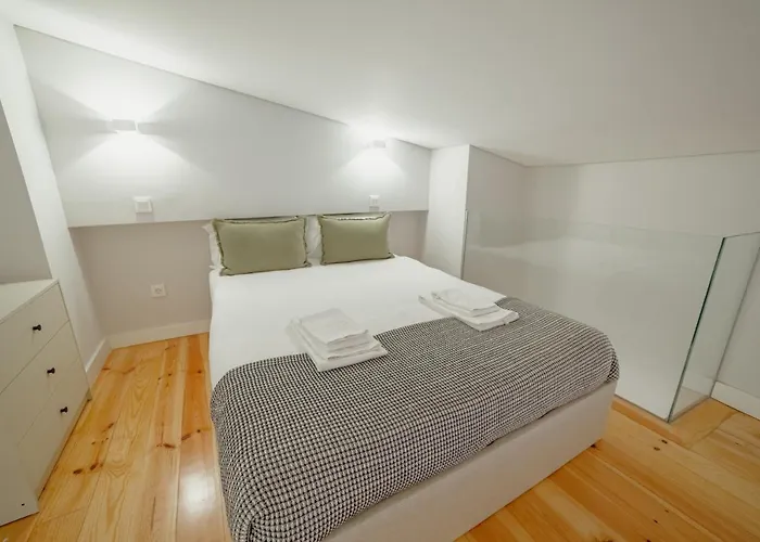 Downtown Amazing Duplex By Vacationy ポルト