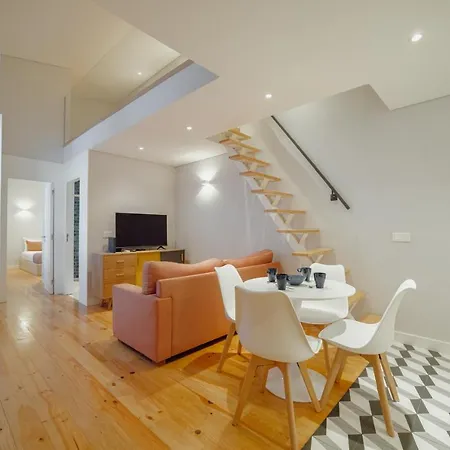 Appartamento Downtown Amazing Duplex By Vacationy Oporto