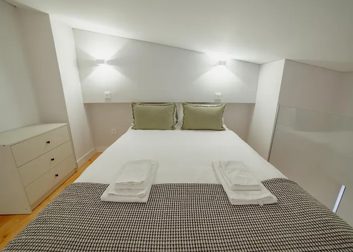 Downtown Amazing Duplex By Vacationy Appartement Porto