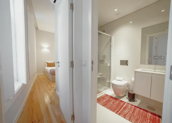 Апартаменты Downtown Amazing Duplex By Vacationy *