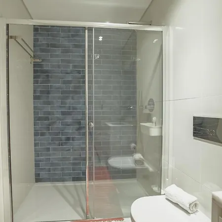 Downtown Amazing Duplex By Vacationy